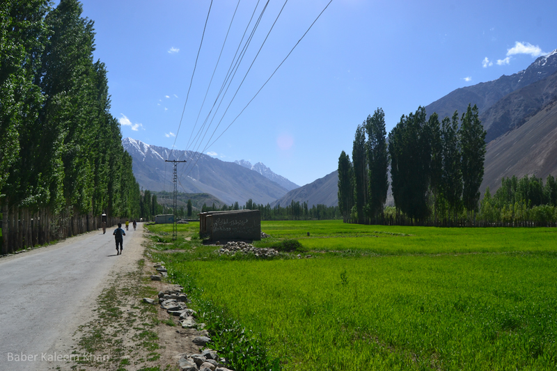 Illustration for article titled Life Around The Karakoram Highway